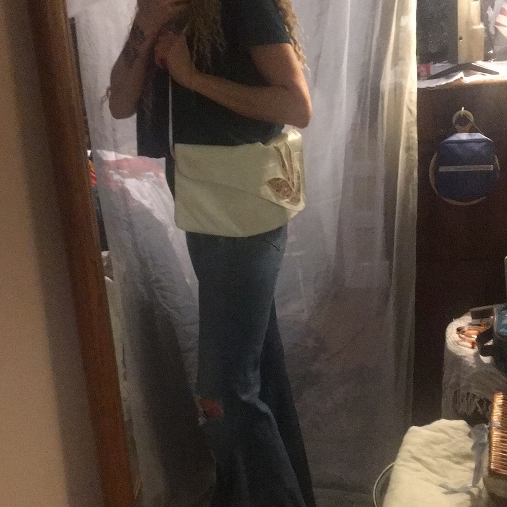 Gorgeous white leather retro bag